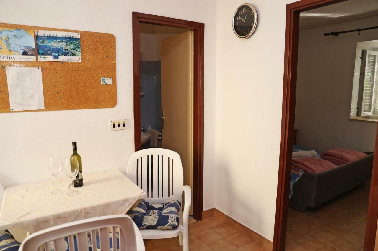 Apartments Katica Lumbarda Exterior photo